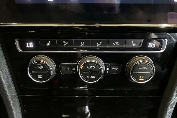 2017 Volkswagen Golf R 7.5