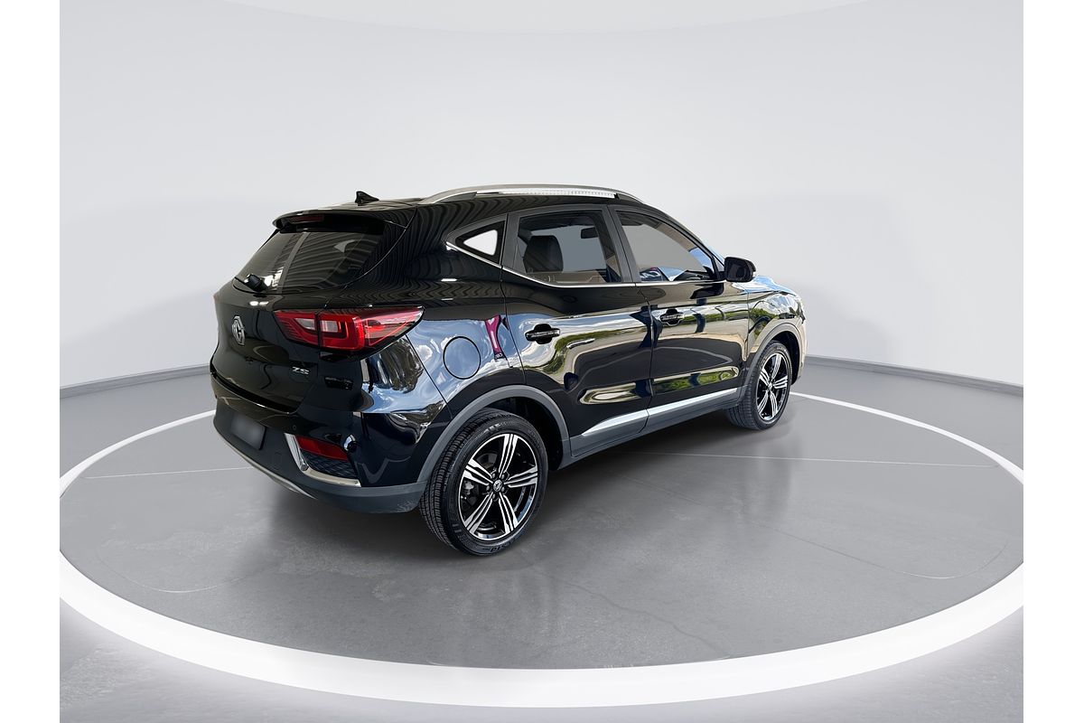 2018 MG ZS Essence AZS1