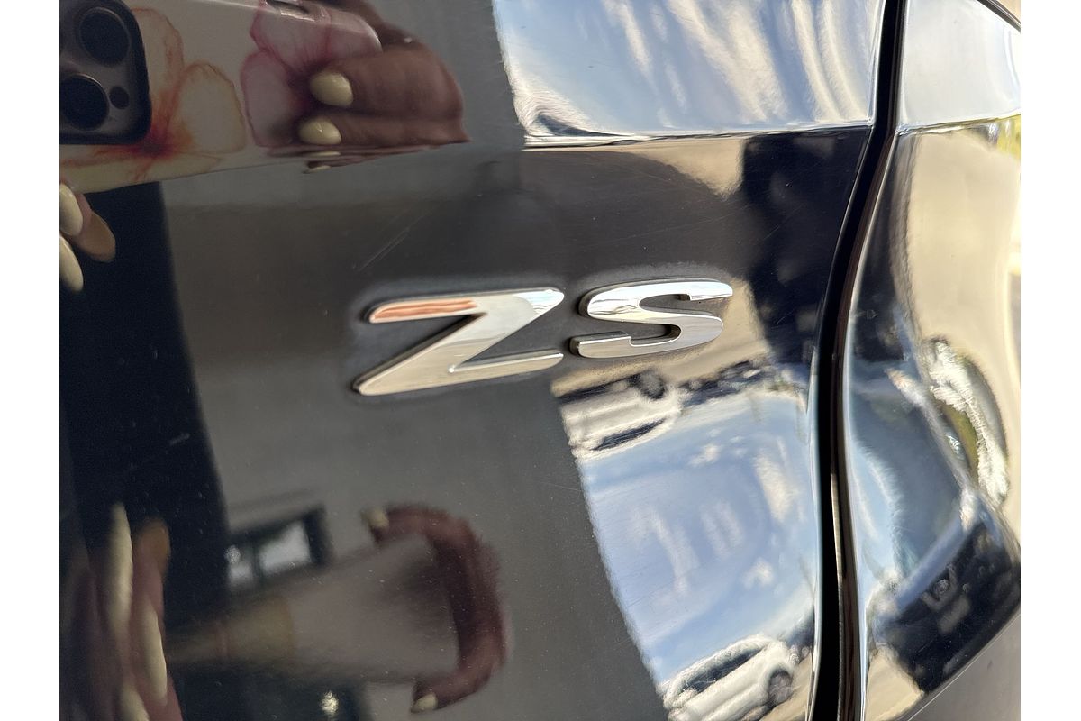 2018 MG ZS Essence AZS1