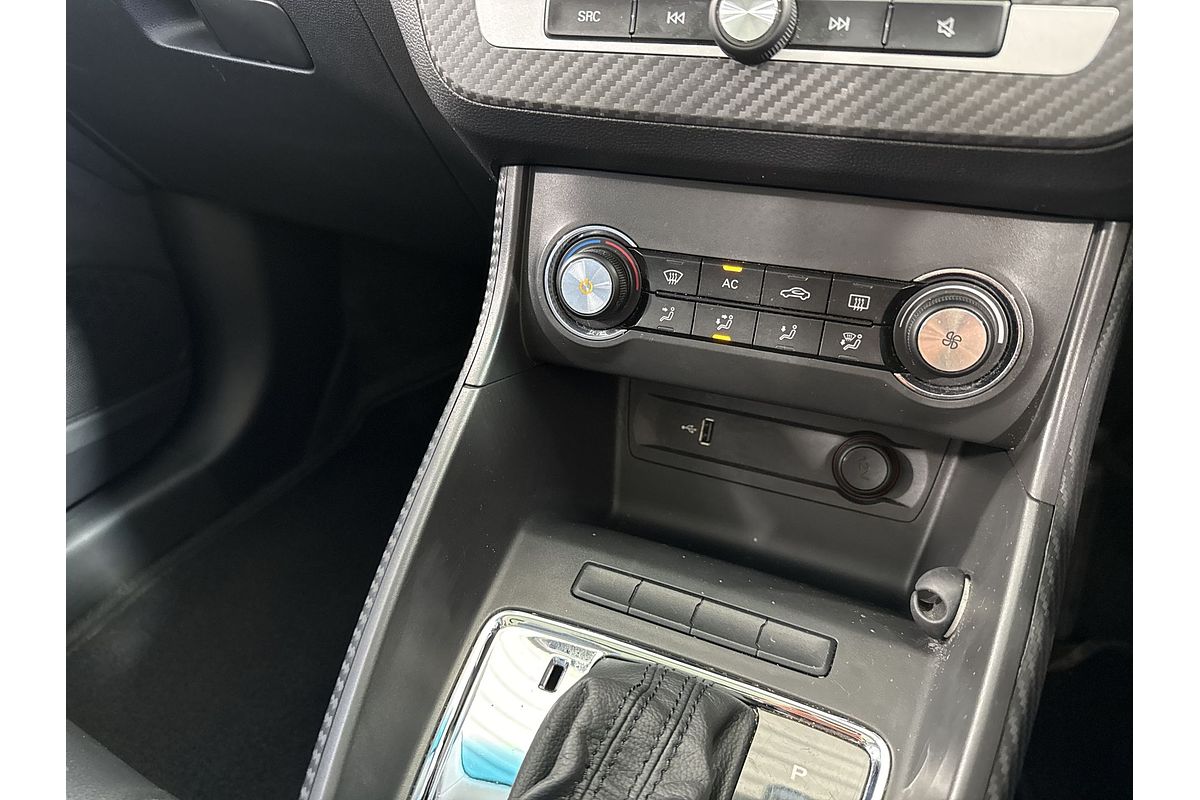 2018 MG ZS Essence AZS1