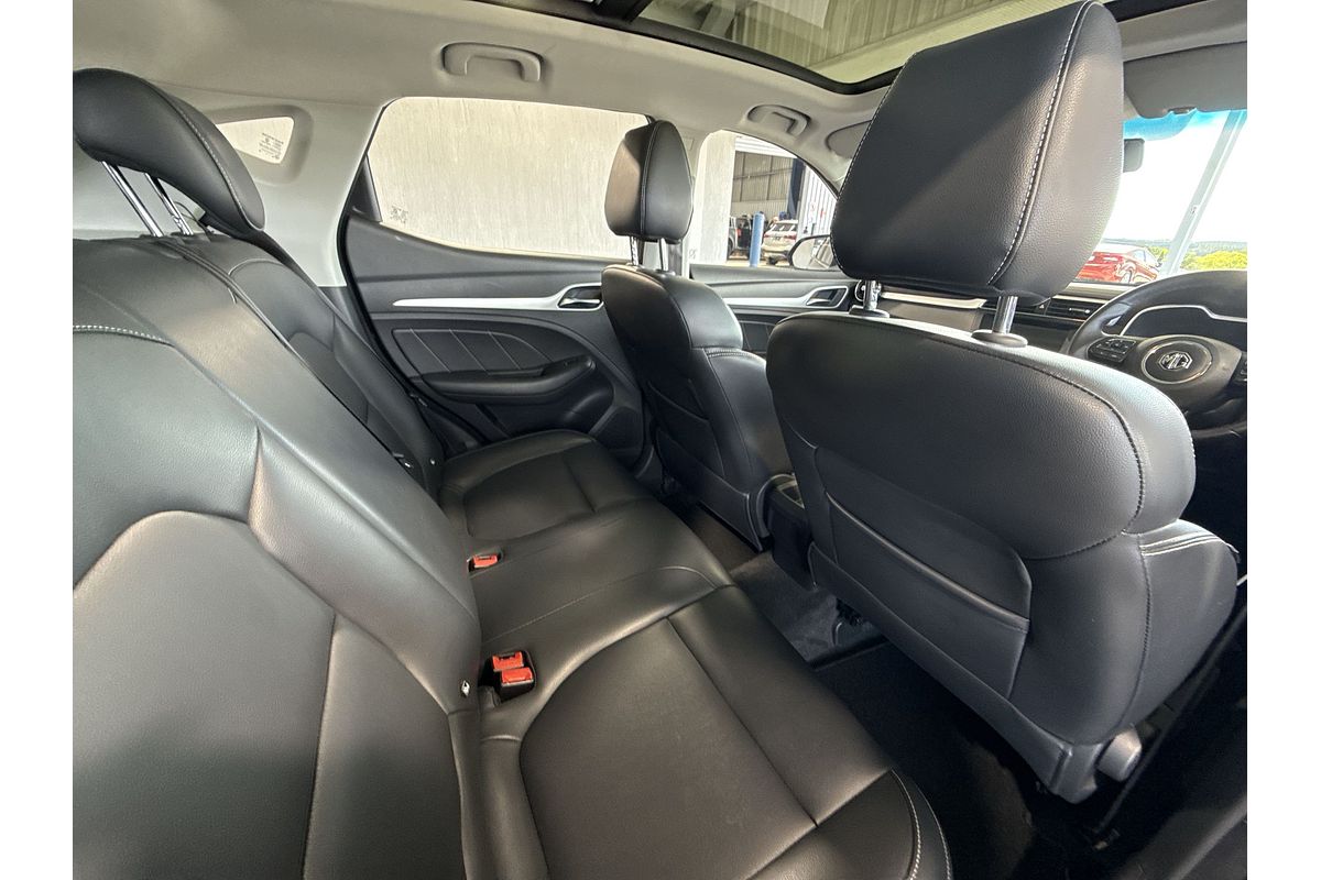 2018 MG ZS Essence AZS1