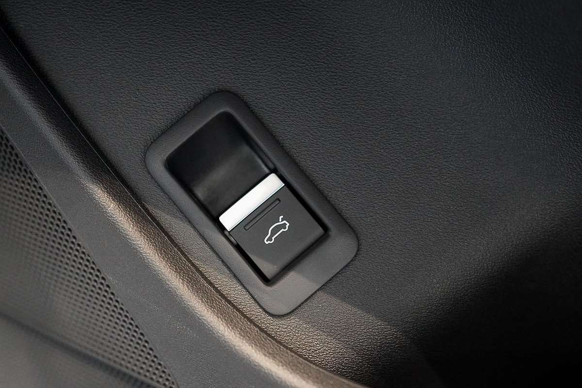 2024 Audi Q4 e-tron 45 F4