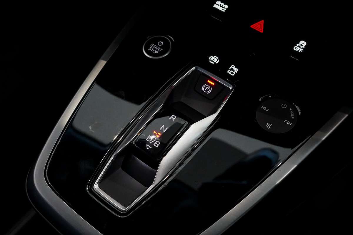 2024 Audi Q4 e-tron 45 F4