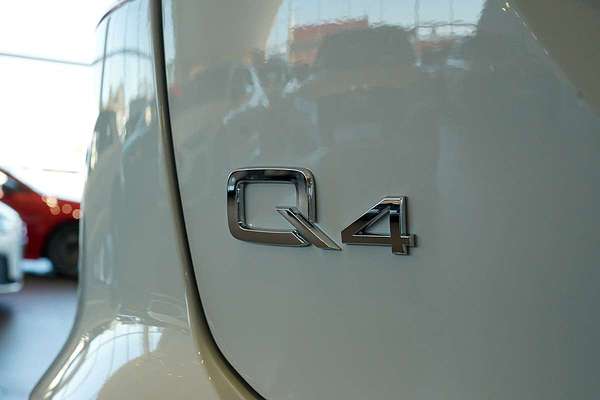 2024 Audi Q4 e-tron 45 F4