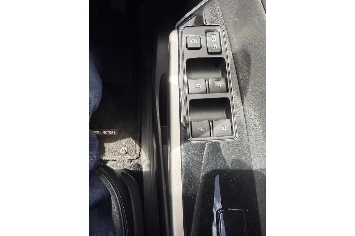 2022 Mitsubishi Pajero Sport GLS QF