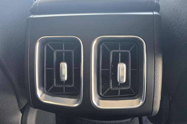 2025 Kia Sorento Sport MQ4 PE