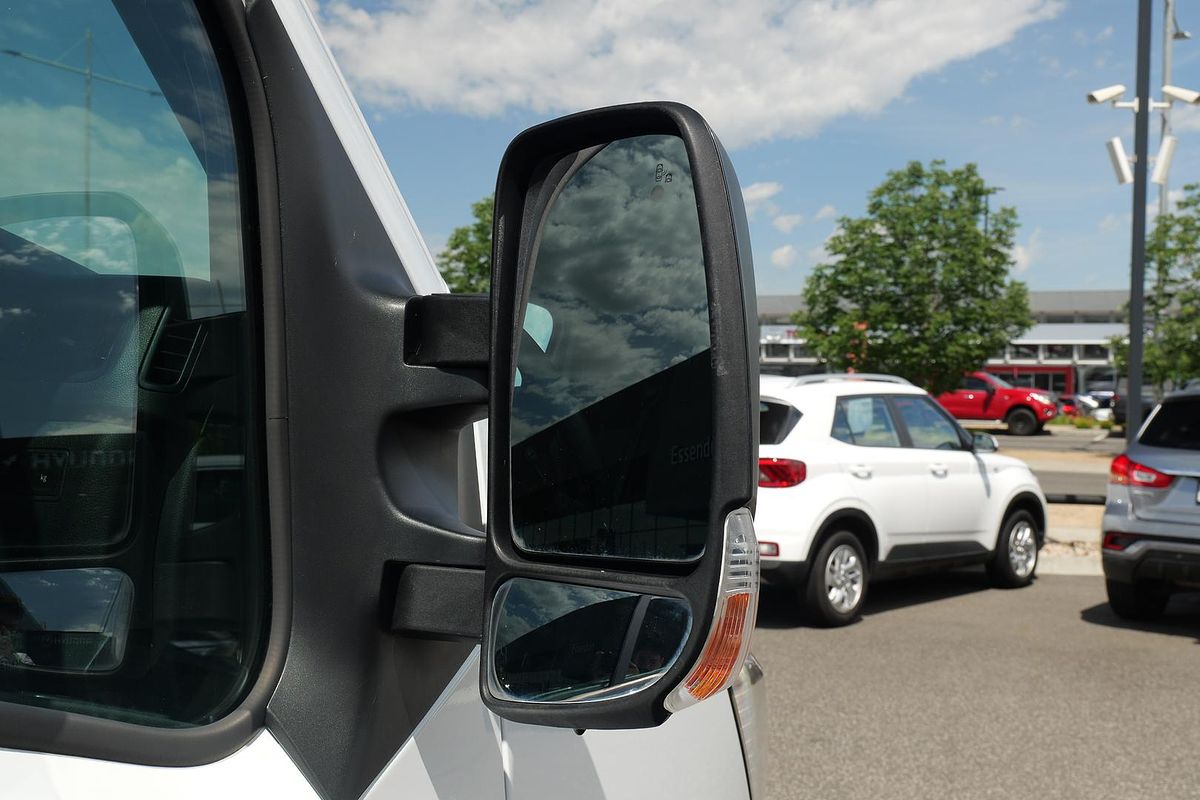 2024 Renault Master Pro 110kW X62 Phase 2 LWB Mid Roof