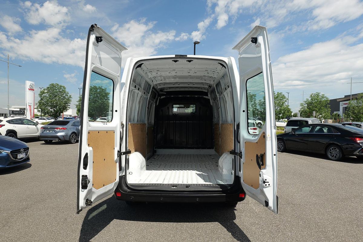 2024 Renault Master Pro 110kW X62 Phase 2 LWB Mid Roof