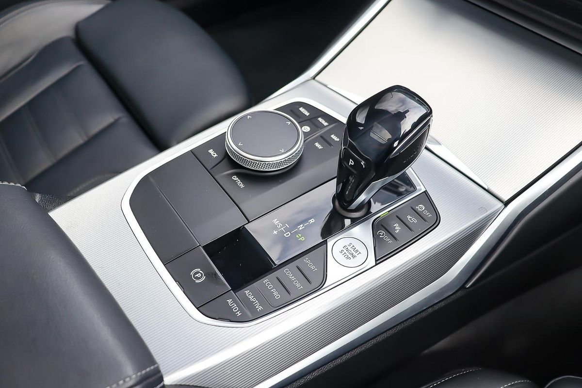 2020 BMW 3 Series 330i M Sport G21