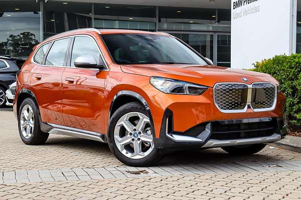 2024 BMW iX1 eDrive20 xLine U11