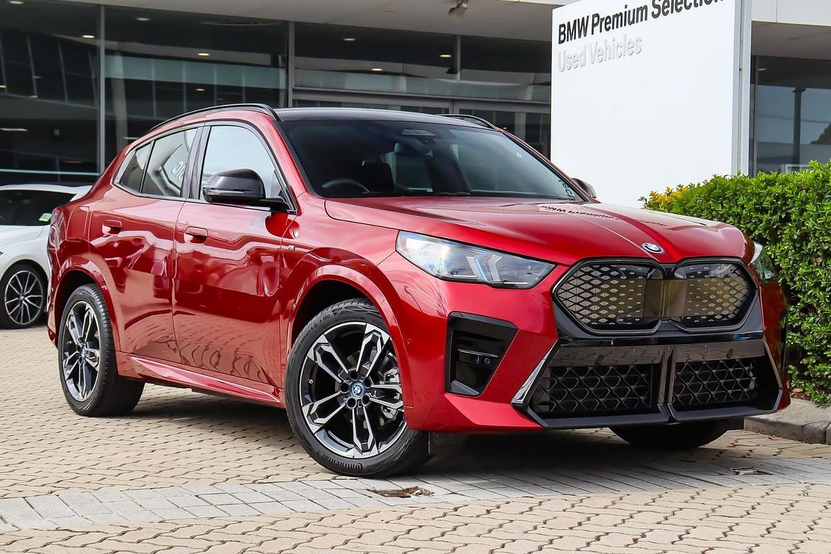 2024 BMW iX2 eDrive20 M Sport U10