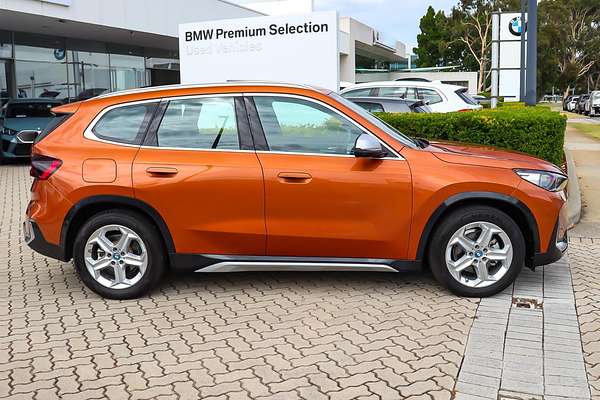 2024 BMW iX1 eDrive20 xLine U11