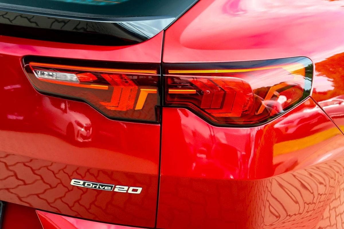 2024 BMW iX2 eDrive20 M Sport U10