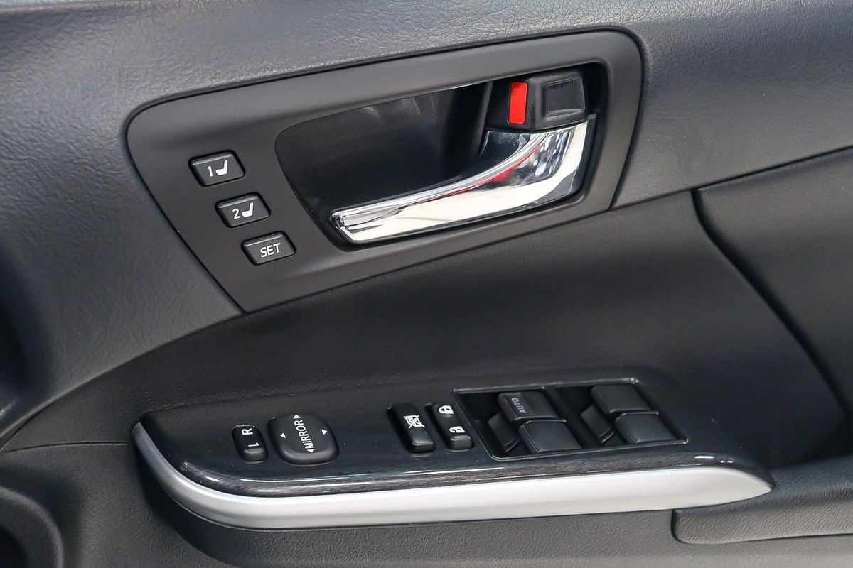 2015 Toyota Aurion Presara GSV50R