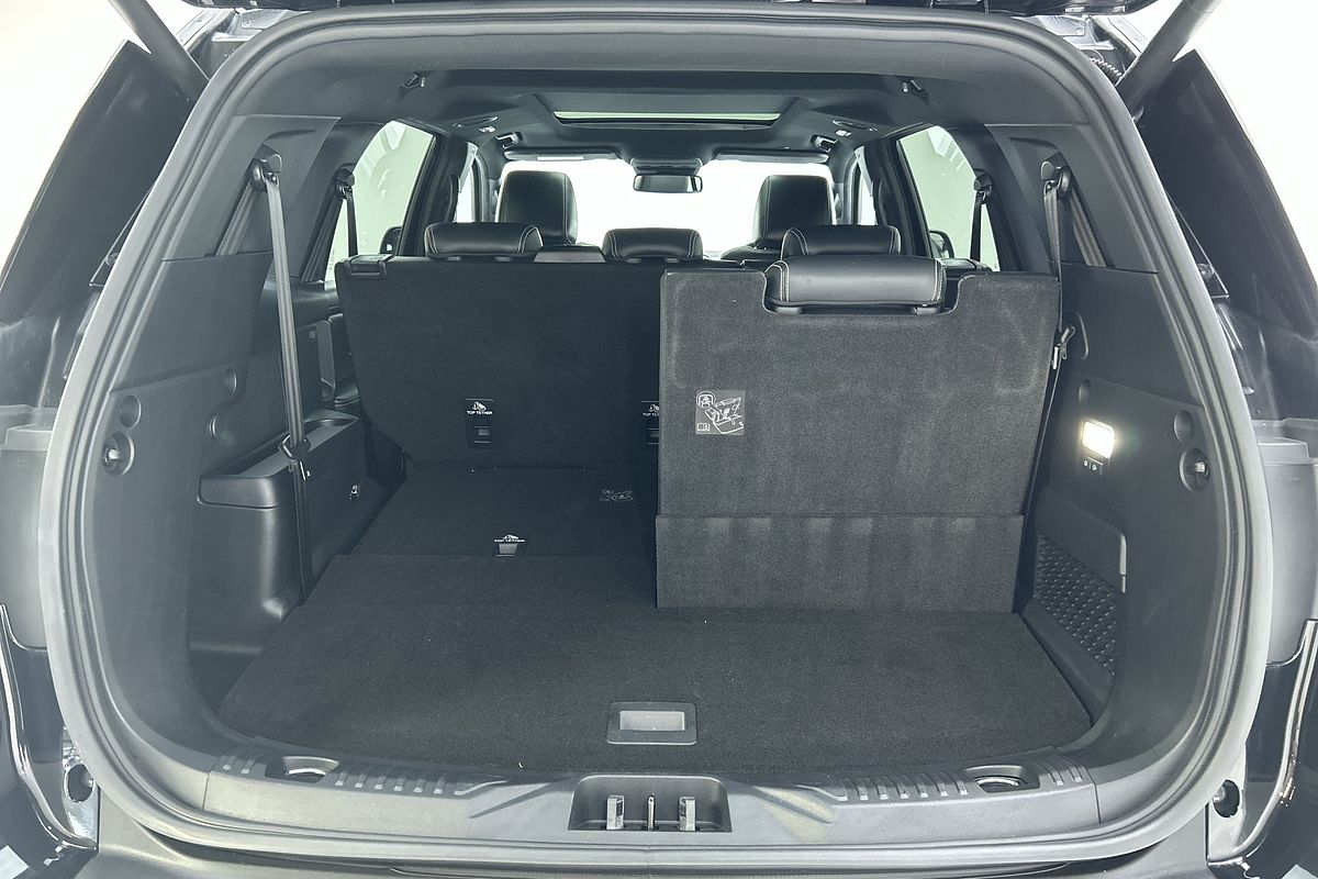 2023 Ford Everest Platinum 3.0L