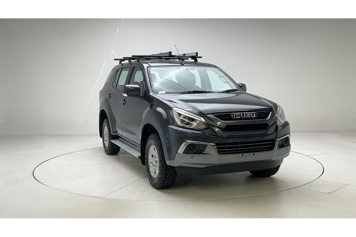 2021 Isuzu MU-X LS-M