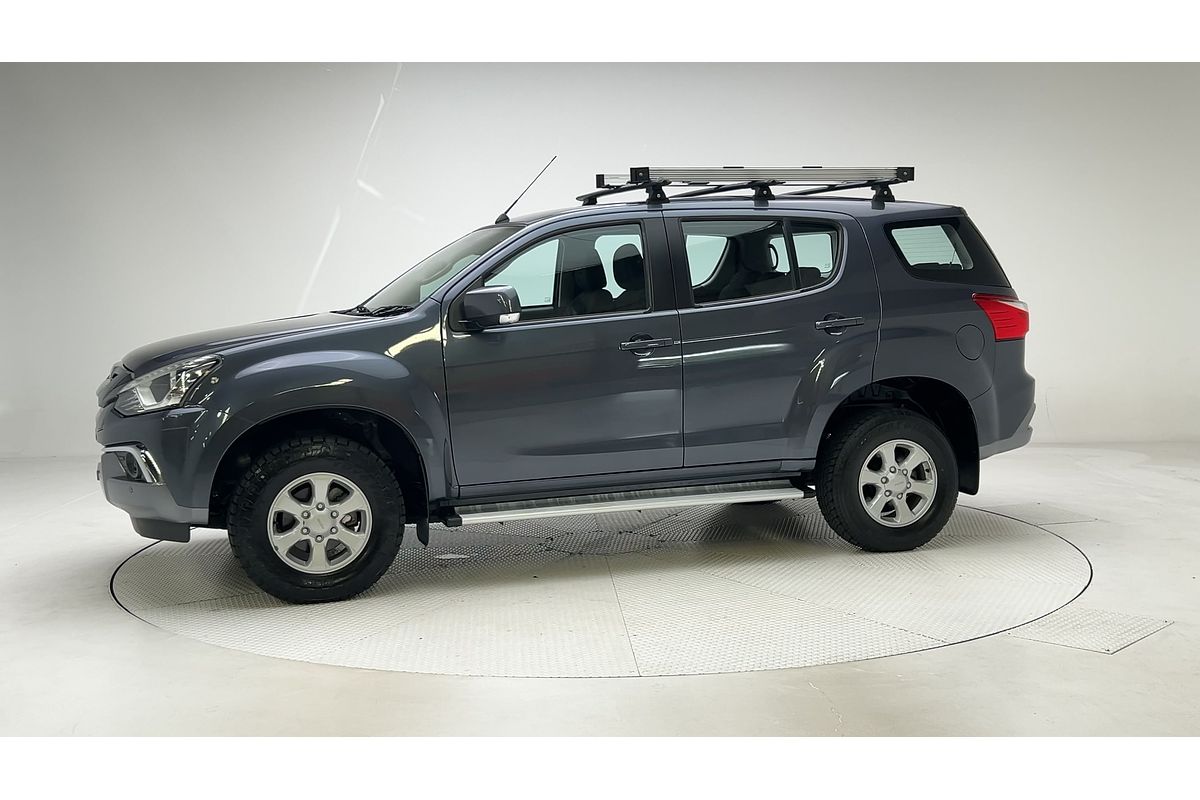 2021 Isuzu MU-X LS-M