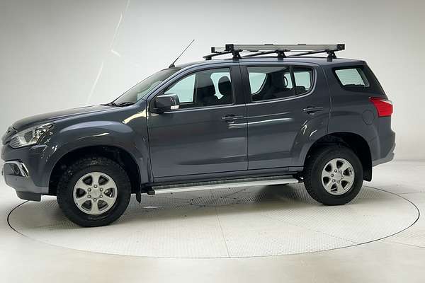 2021 Isuzu MU-X LS-M