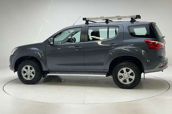 2021 Isuzu MU-X LS-M