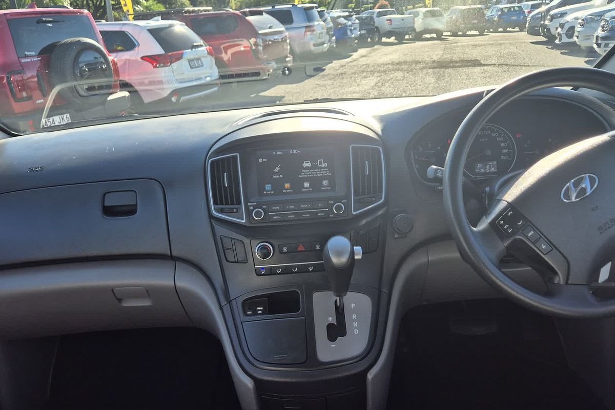 2019 Hyundai iLoad  TQ4