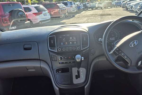 2019 Hyundai iLoad  TQ4