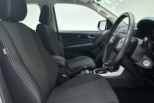 2021 Isuzu MU-X LS-M