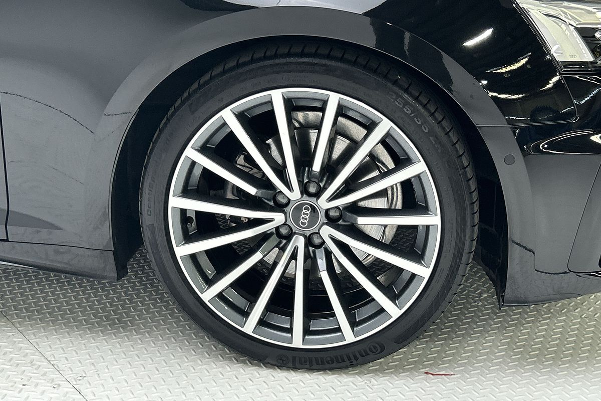 2022 Audi A5 40 TFSI S line F5