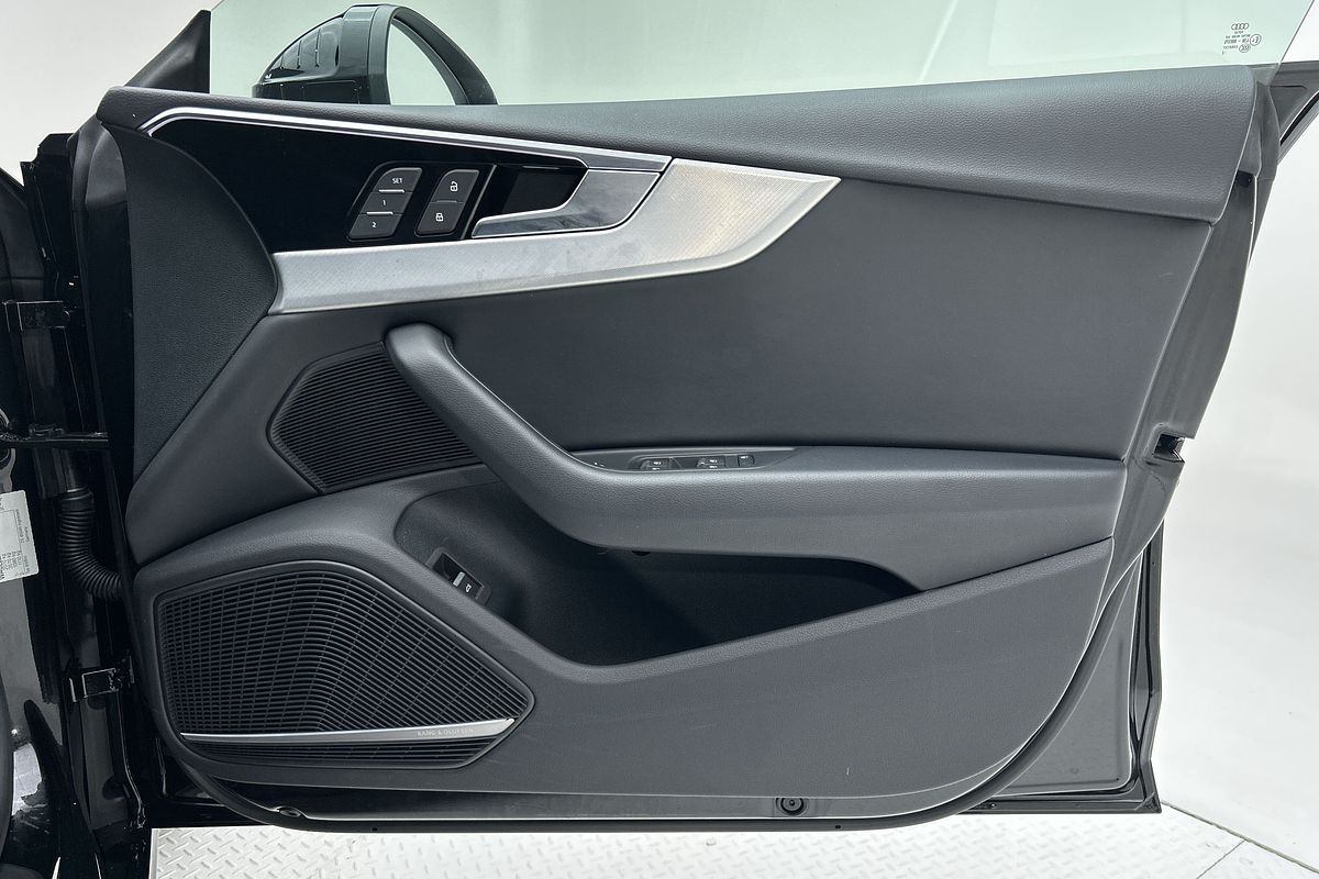 2022 Audi A5 40 TFSI S line F5