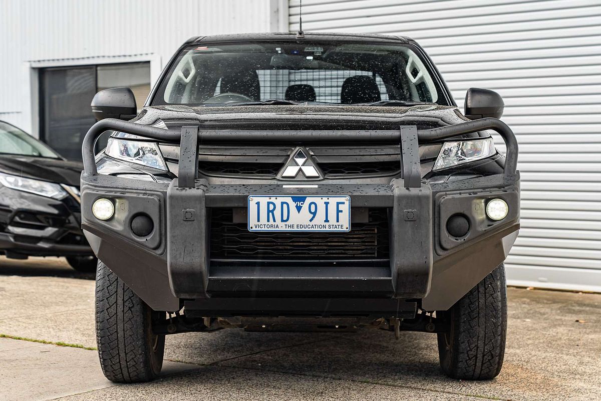 2019 Mitsubishi Triton GLX+ MR 4X4