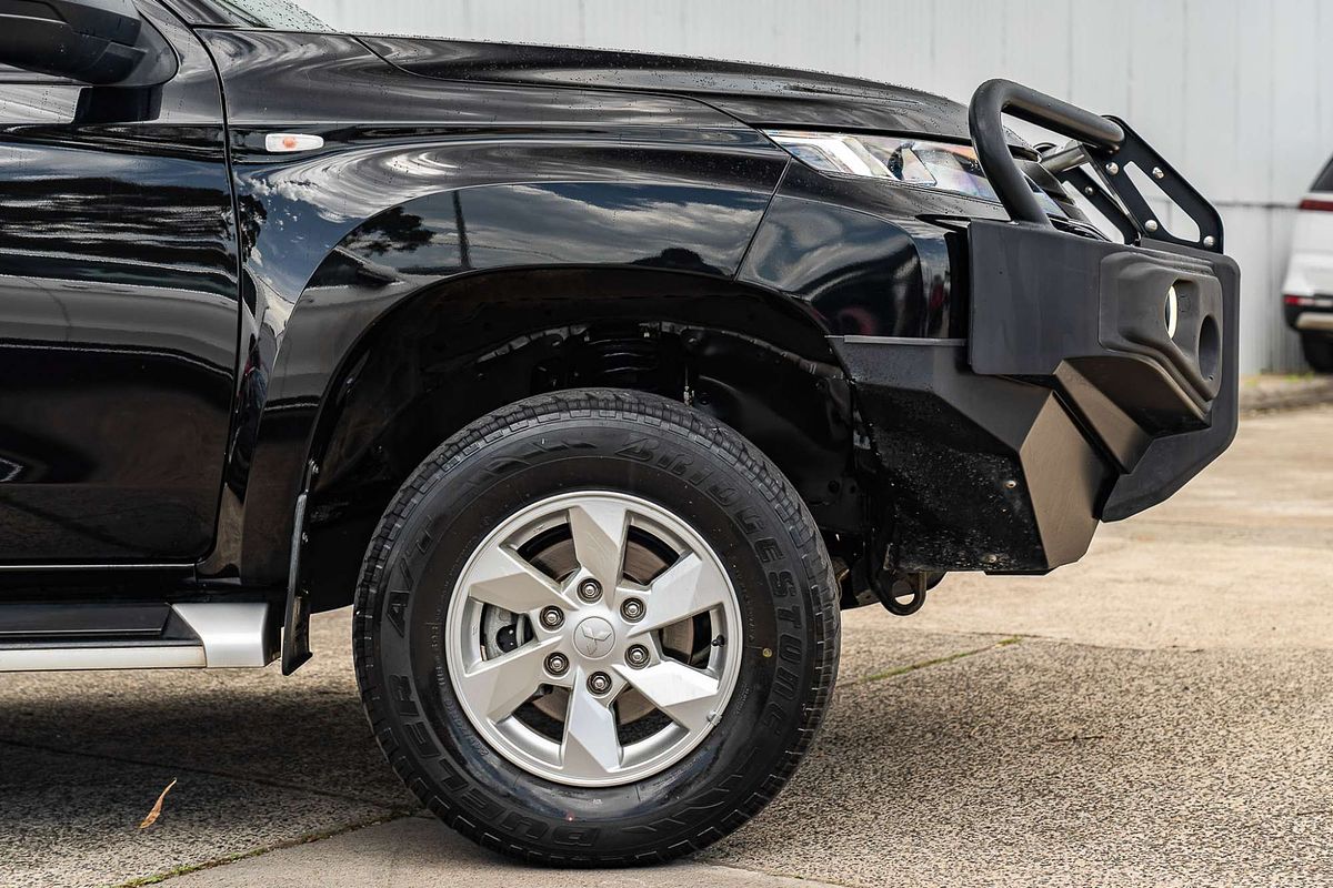 2019 Mitsubishi Triton GLX+ MR 4X4