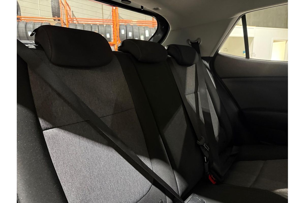 2023 Kia Stonic S YB