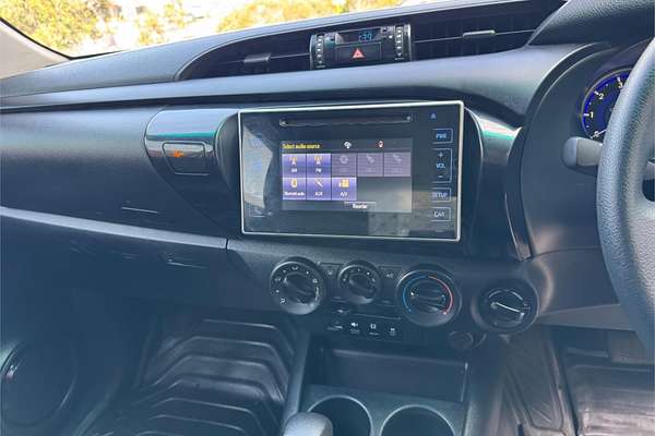 2020 Toyota Hilux Workmate GUN125R 4X4