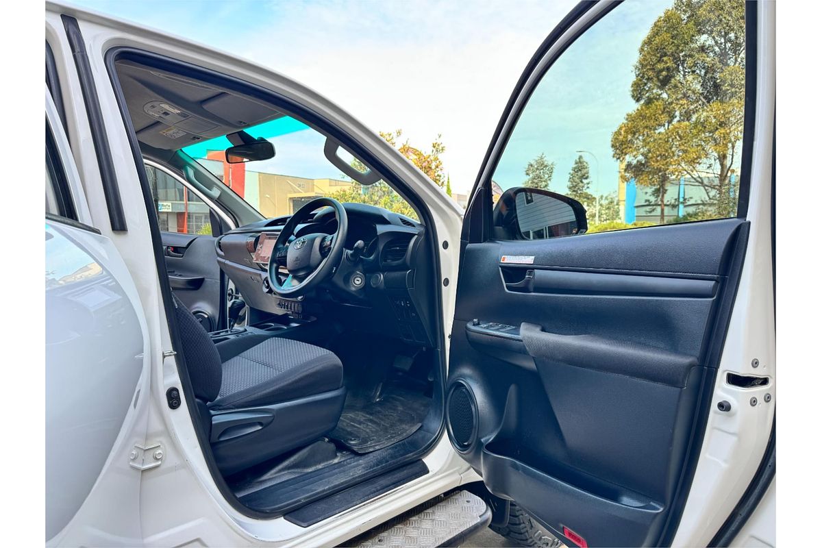 2020 Toyota Hilux Workmate GUN125R 4X4