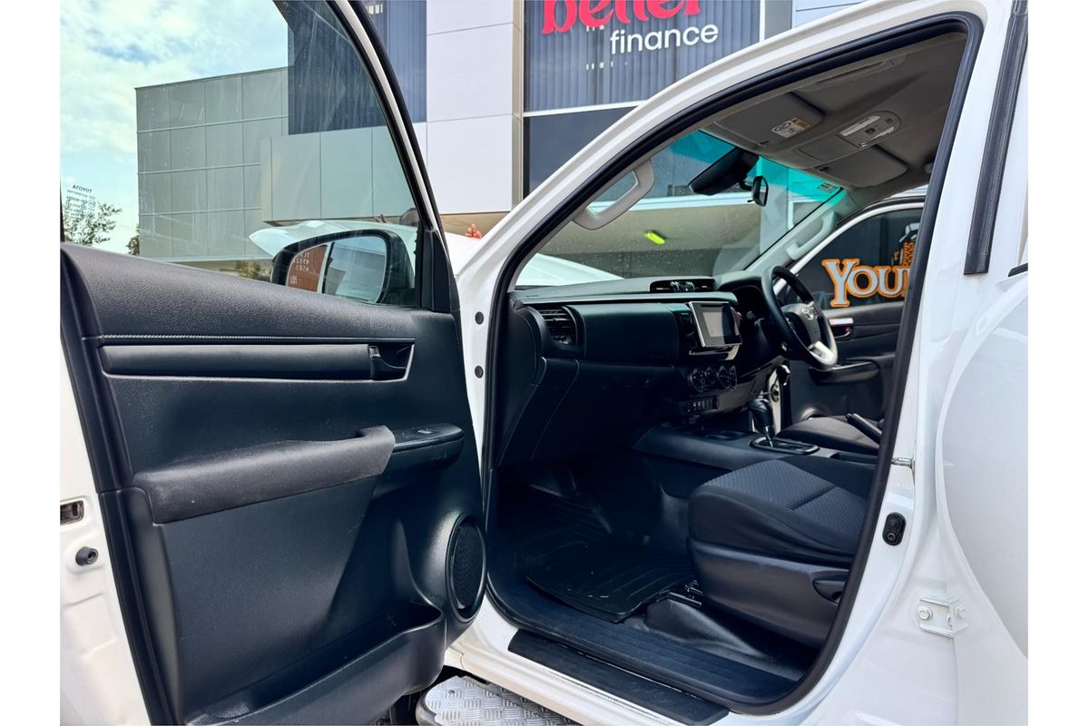 2020 Toyota Hilux Workmate GUN125R 4X4