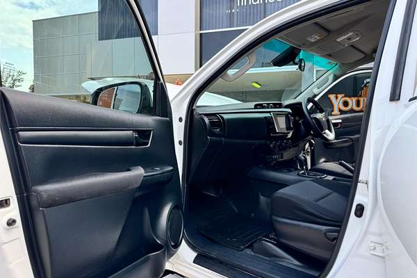 2020 Toyota Hilux Workmate GUN125R 4X4