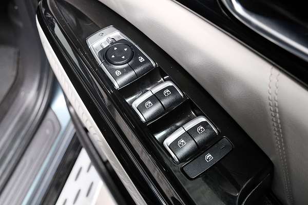 2022 Kia Carnival Platinum KA4