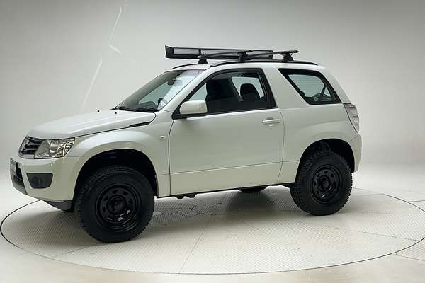 2013 Suzuki Grand Vitara JB