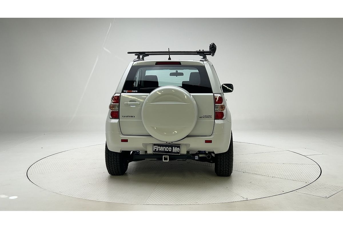 2013 Suzuki Grand Vitara JB
