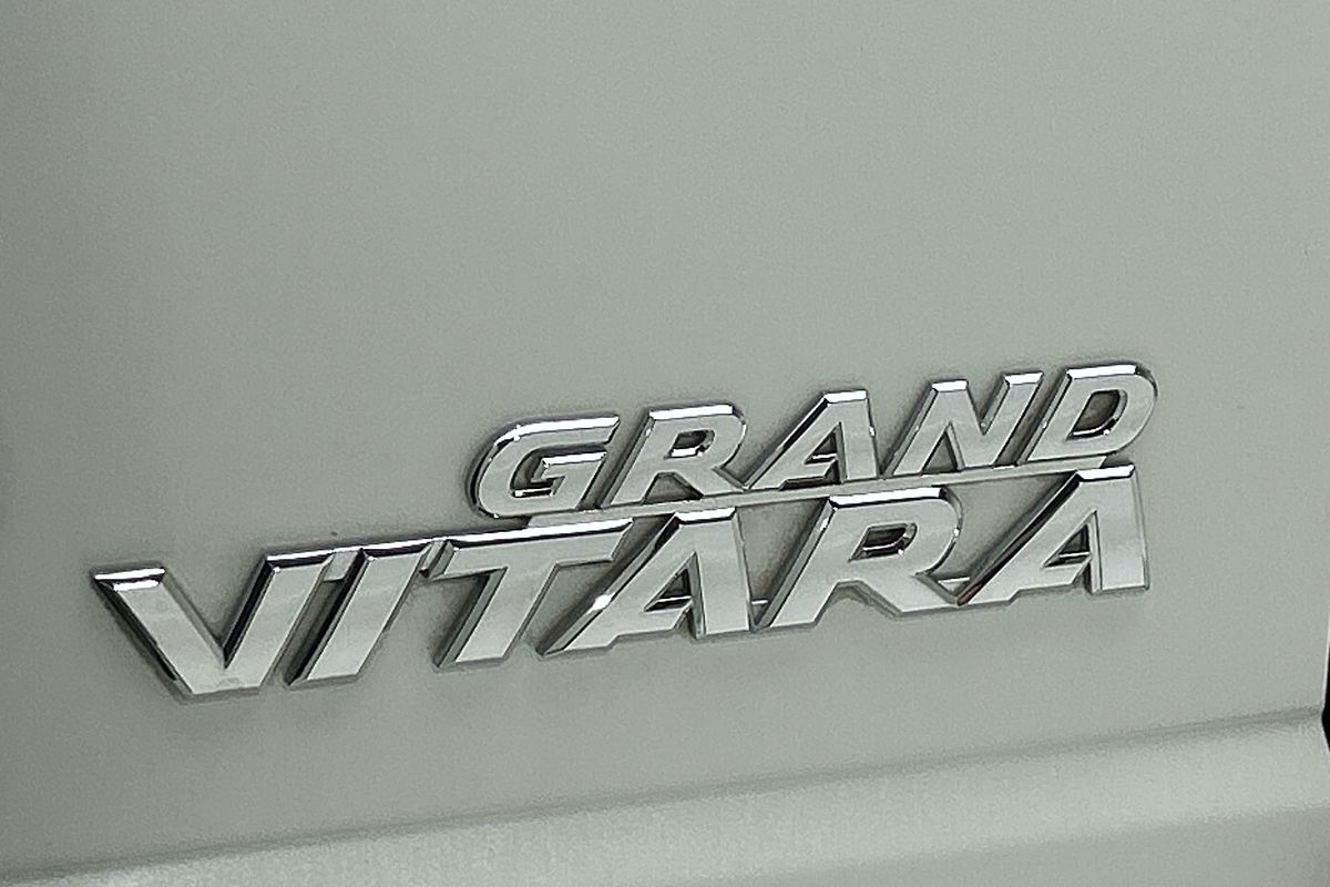 2013 Suzuki Grand Vitara JB