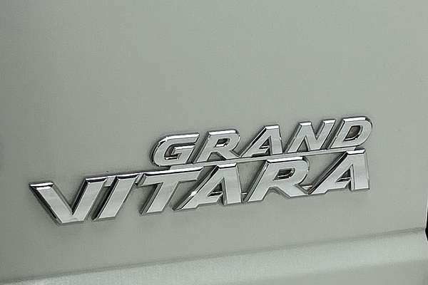 2013 Suzuki Grand Vitara JB