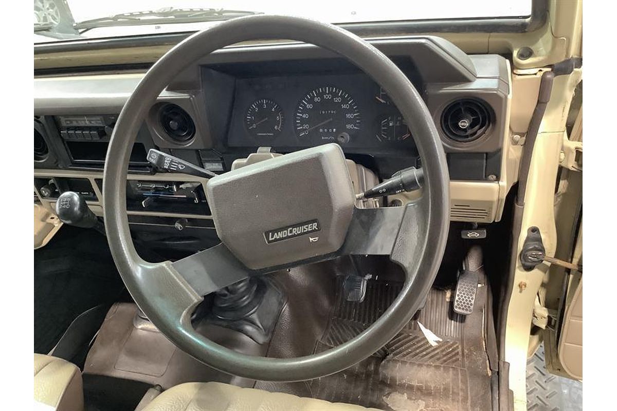1989 Toyota Landcruiser FJ75RP 4X4
