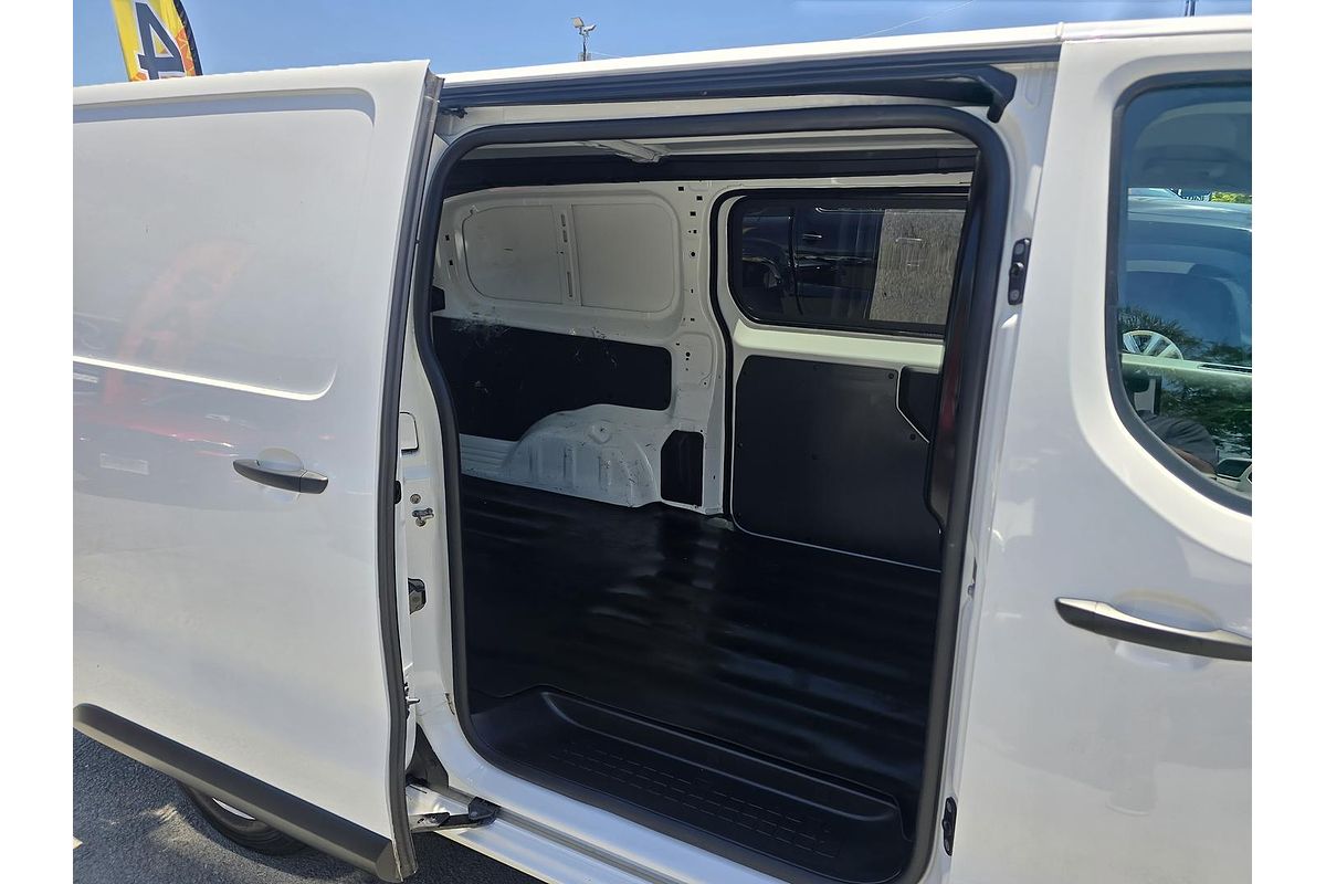 2022 Peugeot Expert Pro K0 SWB