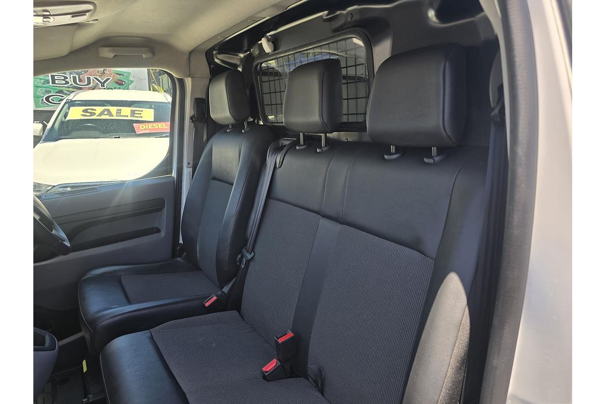 2022 Peugeot Expert Pro K0 SWB