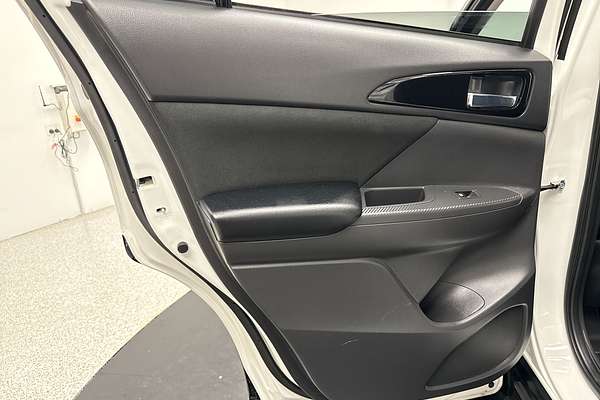 2019 Mitsubishi Eclipse Cross LS YA