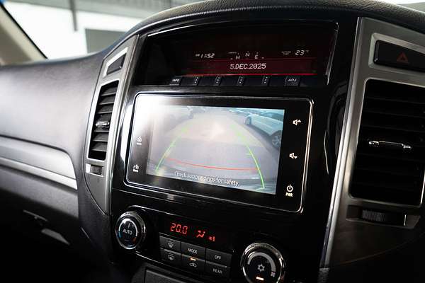 2018 Mitsubishi Pajero GLS NX