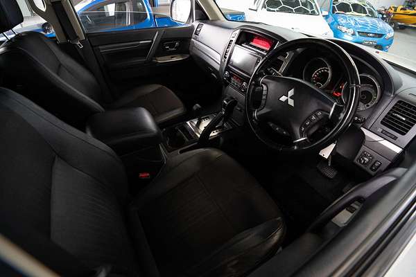 2018 Mitsubishi Pajero GLS NX