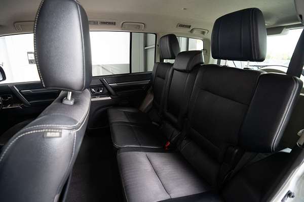 2018 Mitsubishi Pajero GLS NX