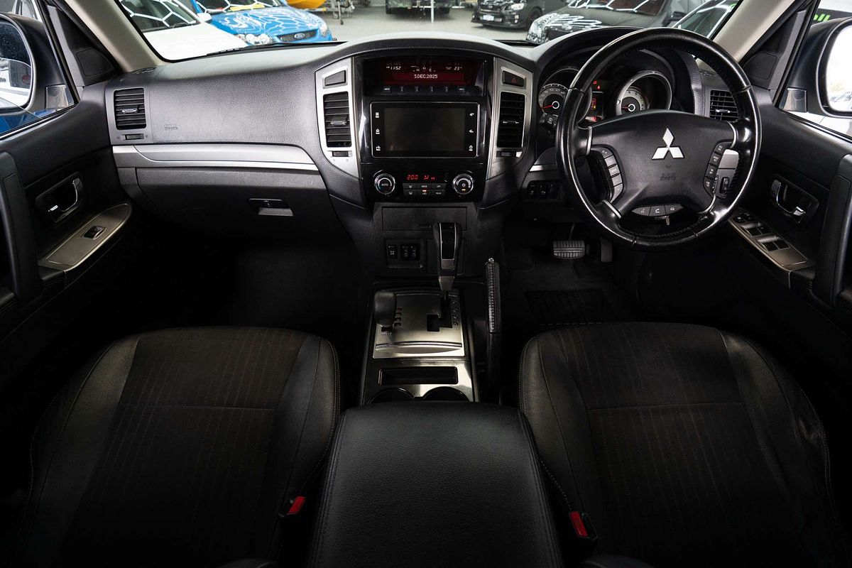 2018 Mitsubishi Pajero GLS NX