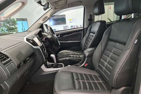 2019 Isuzu MU-X LS-T