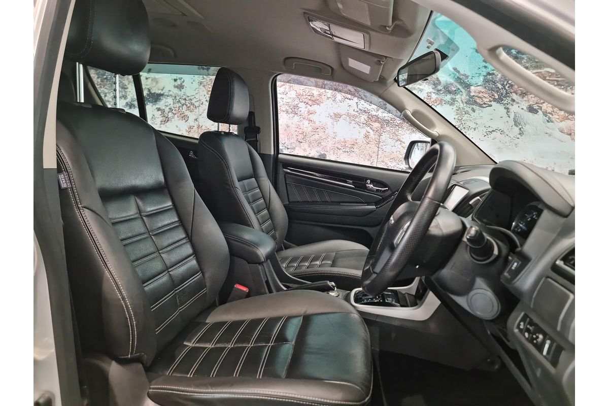 2019 Isuzu MU-X LS-T